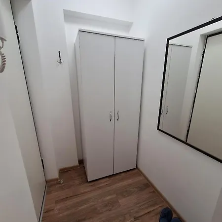 Apartment White 6 *